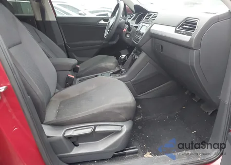 2018 Volkswagen Tiguan 2.0T S из США, поврежденный, VIN 3VV1B7AX3JM072409